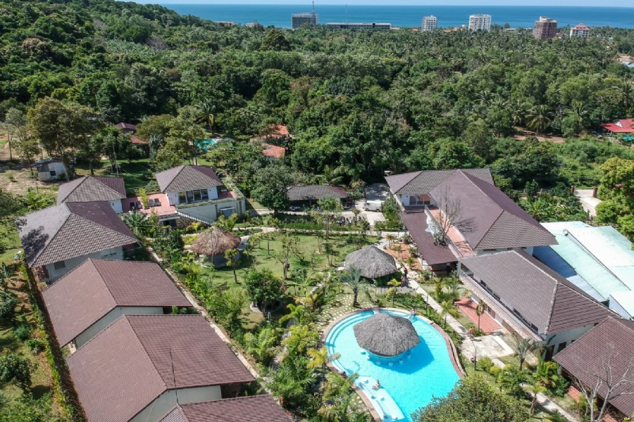 Bán đất làm Resort 30 phòng cực đẹp ngay trong làng Resort Cửa lấp 4